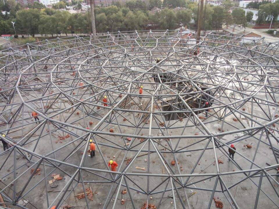 阿克苏全民健身中心网架